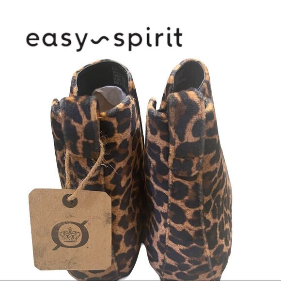 NEW Born Women's Remo Lt. Brown Leopard Fabric Pull On Boots Booties 6.5 - Picture 5 of 6